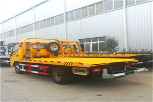 站前附近拖车救援搭电